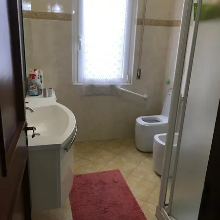 Casa Seracchioli * كيافاري